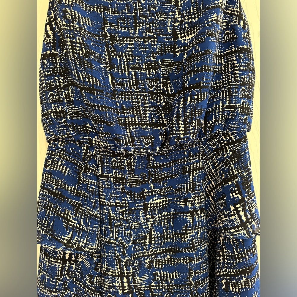 Banana Republic Tiered Ruffle Dress - Size 0 Petite - Picture 3 of 6